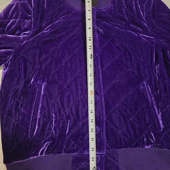 7 For All Man Kind Purple Velvet Look Quilted Bomber Jacket NWOT - Picture 8 of 10